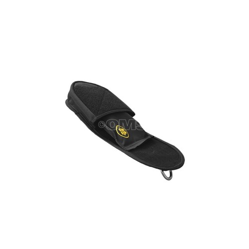 OMS Trim Weight Pocket (2.3 kg) attaches to cylinders straps can be mounted horizontal or vertical